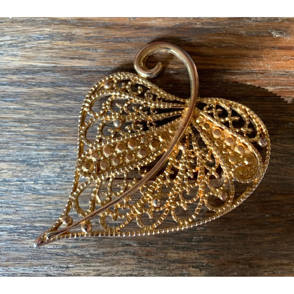 Vintage Gold Filigree Leaf Brooch Pin Retro Y2K Whimsigoth Fairycore Statement